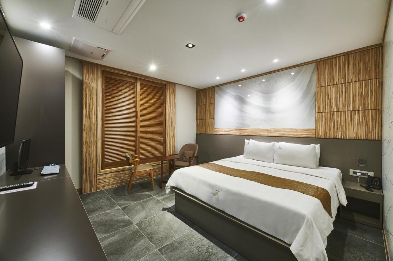Aura Hotel Ansan Eksteriør bilde