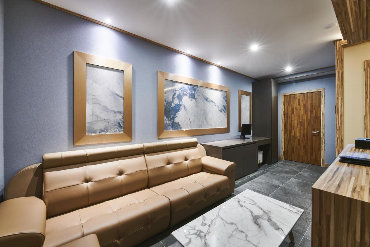 Aura Hotel Ansan Eksteriør bilde