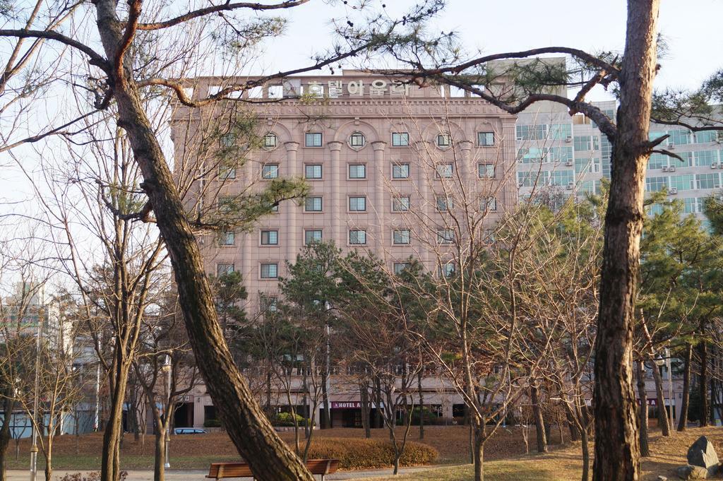 Aura Hotel Ansan Eksteriør bilde