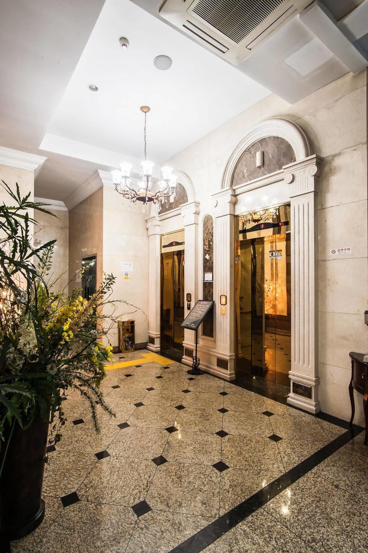 Aura Hotel Ansan Eksteriør bilde